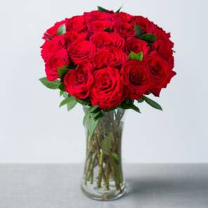 23 бархатные розы 60 см